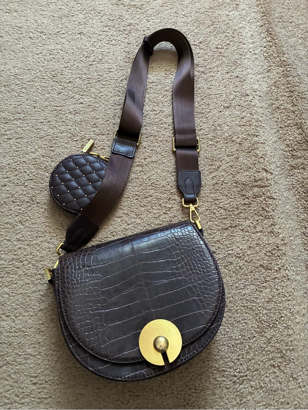 Brown Croc-Embossed Crossbody Bag with Coin Pouch